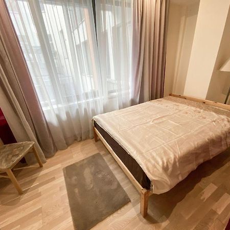 Old Town Apartment With Private Elevator Рига Екстериор снимка